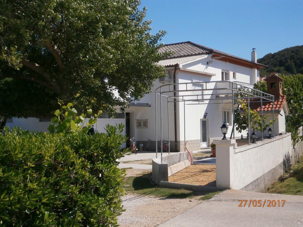 スペタルスカ・ドラガGvacic Houseアパートメント エクステリア 写真